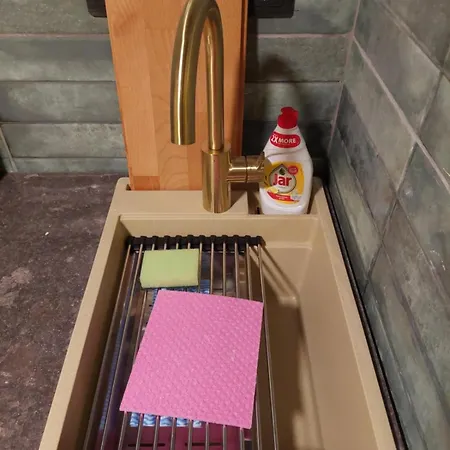 A Somogyi With 0-24-7 Self Check In-out Apartment *
