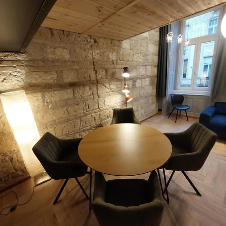 A Somogyi With 0-24-7 Self Check In-out 公寓 *