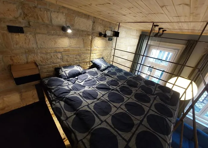 A Somogyi With 0-24-7 Self Check In-out * Budapesta