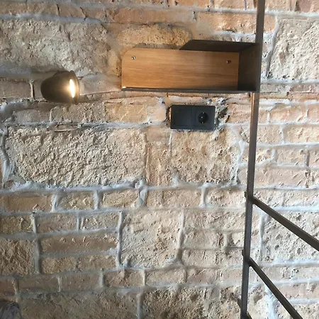 A Somogyi With 0-24-7 Self Check In-out